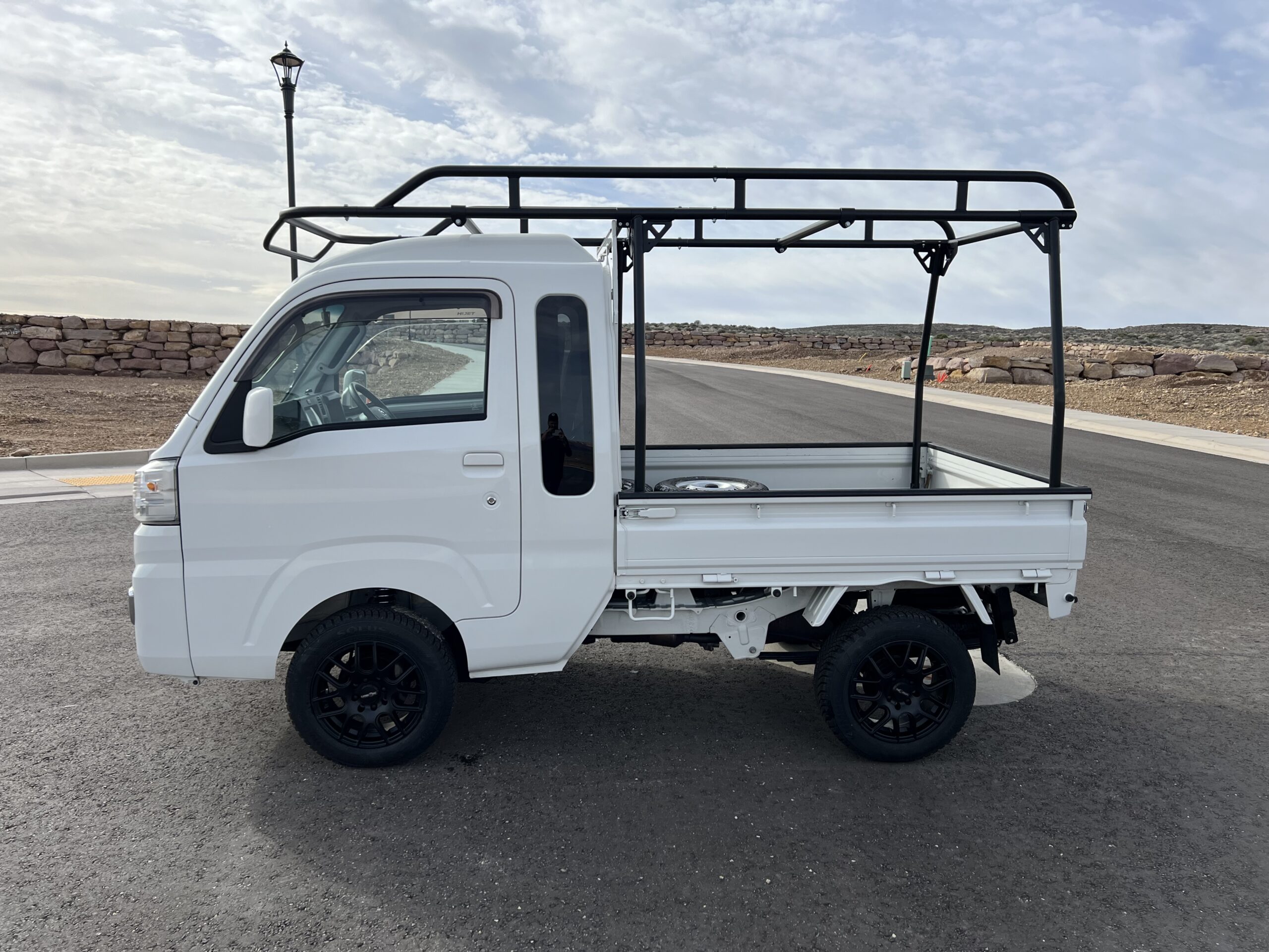 Full Racks - MINI Monsters USA