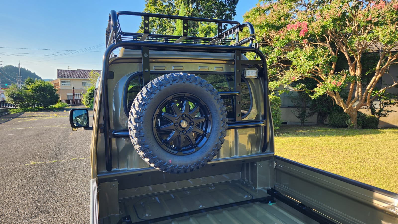 Mini Truck Roof Racks: Maximizing Cargo Space