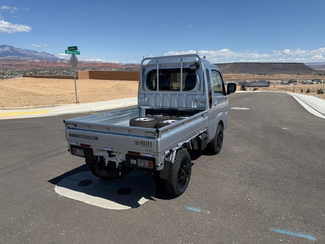 Why Choose a Daihatsu Hijet