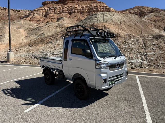 2026 Daihatsu Hijet (Extreme) photo 1