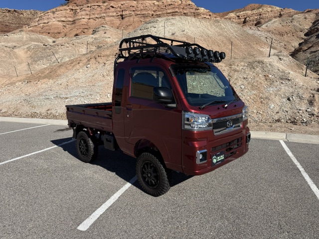 2026 Daihatsu Hijet (Extreme) photo 1