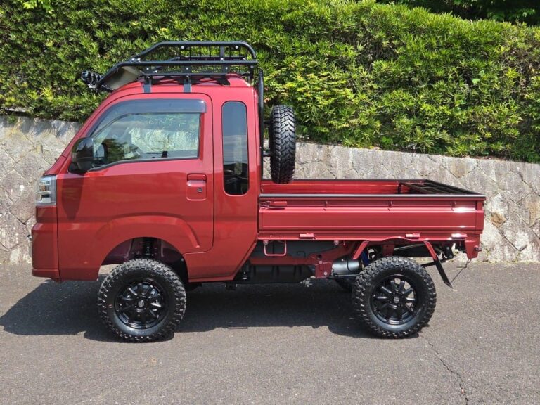 2026 Daihatsu Hijet (Extreme) photo 1