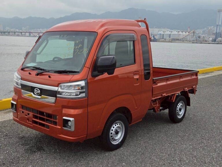 2026 Daihatsu Hijet Jumbo photo 1