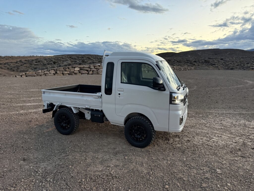 2026 Daihatsu Hijet Jumbo photo 3