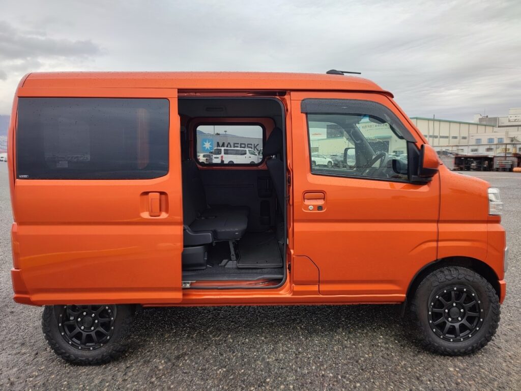 2023 Daihatsu Hijet Cargo Van photo 7