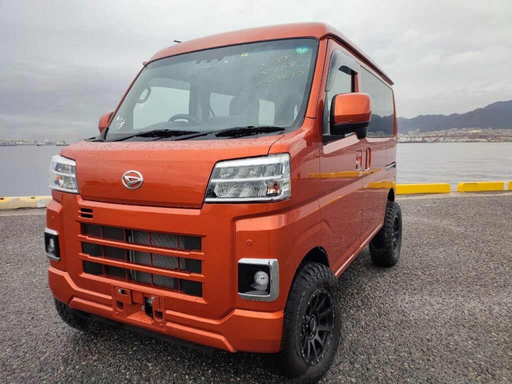 2023 Daihatsu Hijet Cargo Van photo 8