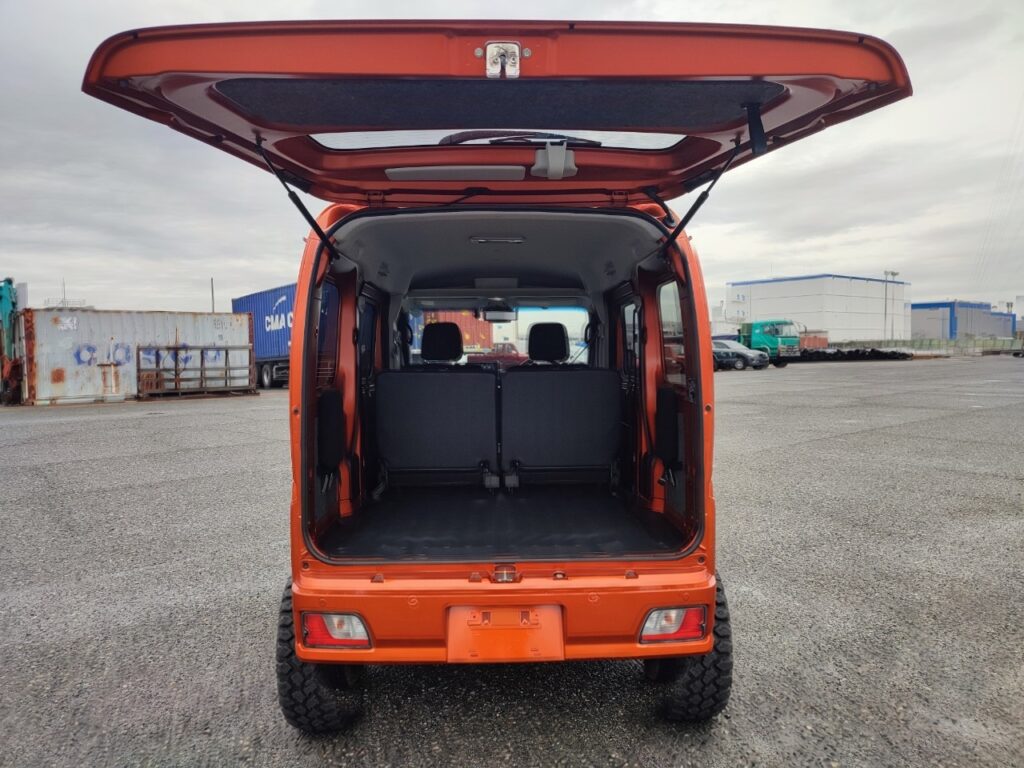 2023 Daihatsu Hijet Cargo Van photo 14