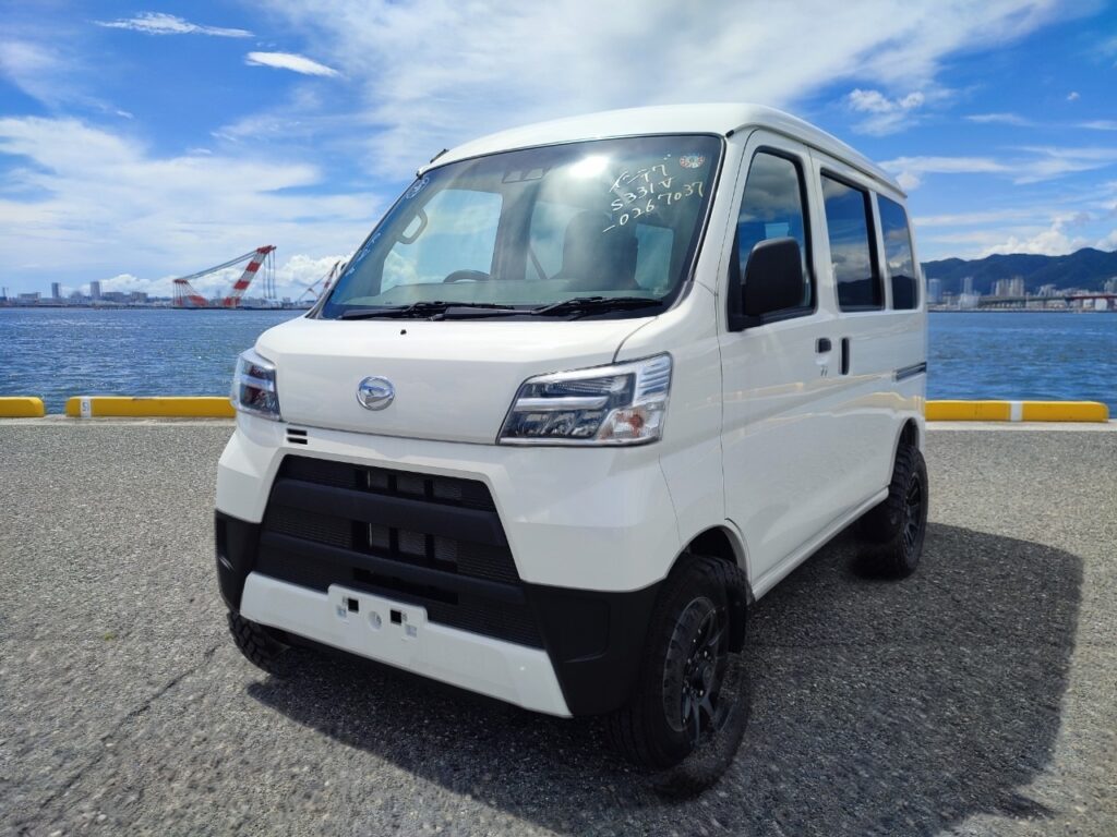 2021 Daihatsu Hijet Van photo 3