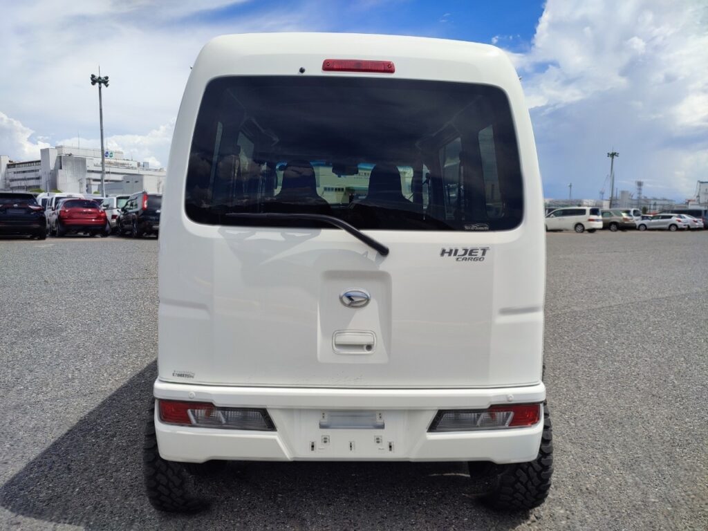 2021 Daihatsu Hijet Van photo 4