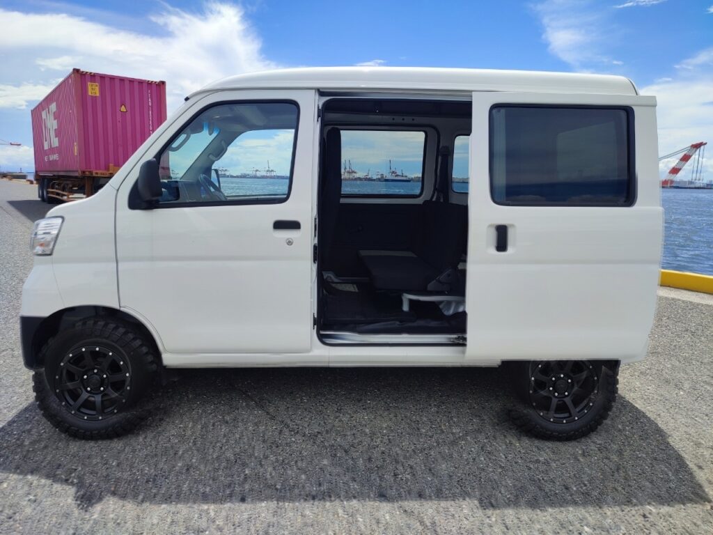 2021 Daihatsu Hijet Van photo 6